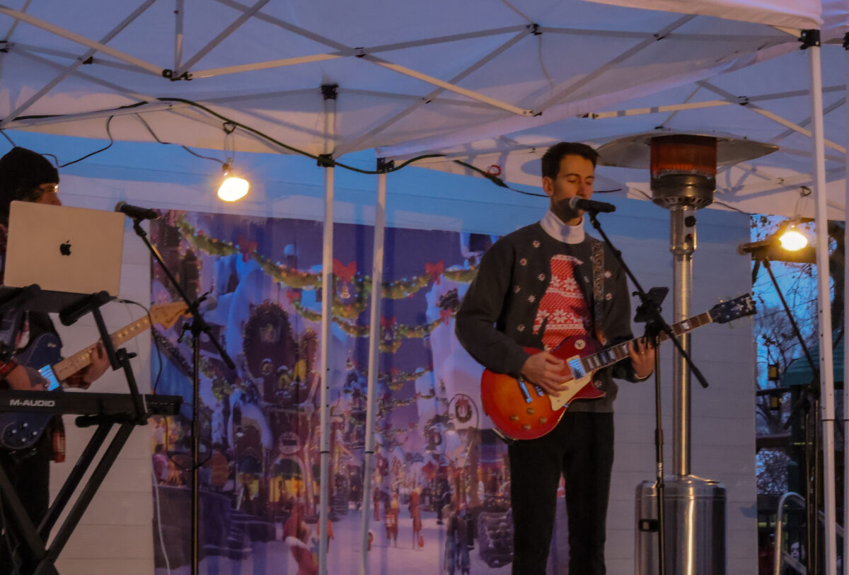 PHOTOS Provo lights the night with yuletide flair during Christmas